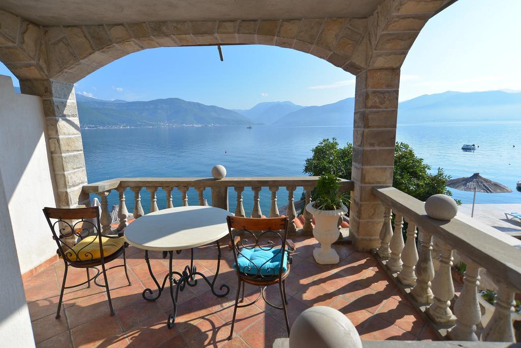 Apartments Palace Mira Mare Tivat Cameră foto