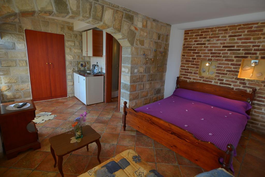 Apartments Palace Mira Mare Tivat Cameră foto